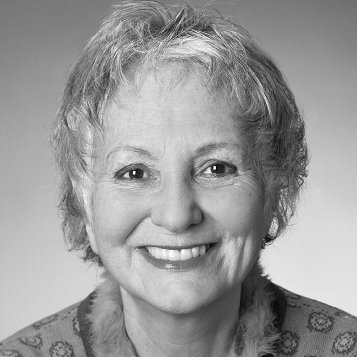 Irmela Neu, Prof. Dr. phil., Sprachwissenschaftlerin und Friedensforscherin, spezialisiert auf interkulturelle Kommunikation, Kampfkunst und Gesundheitslehren.