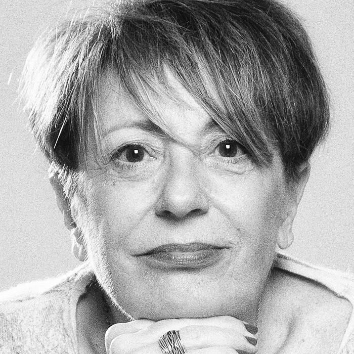 Maria Grazia Cecchini ist Klinische Psychologin und Psychotherapeutin, ausgebildet in psychodynamischer, Gestalt- und systemischer Therapie. Direktorin des SAT Programms und der Gestalt-Viva-Schule in Chile.