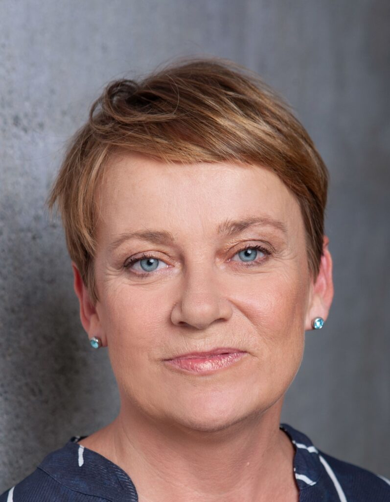 Stefanie Zodl - Portrait